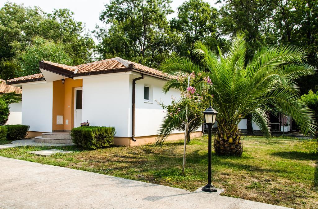 Htp Velika Plaza Ulcinj Hotel Eksteriør billede